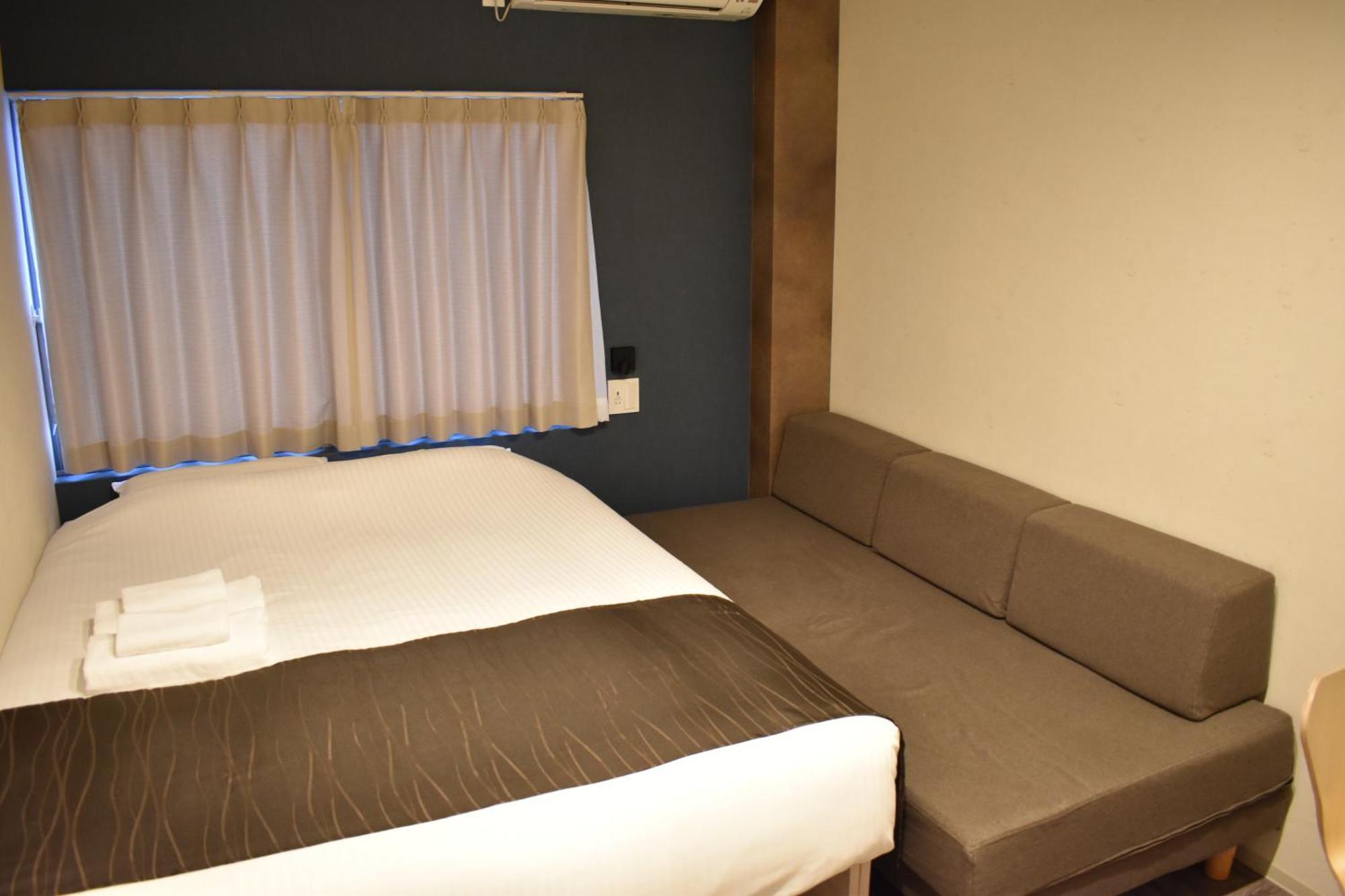 Shinsaibashi House Otel Osaka Oda fotoğraf
