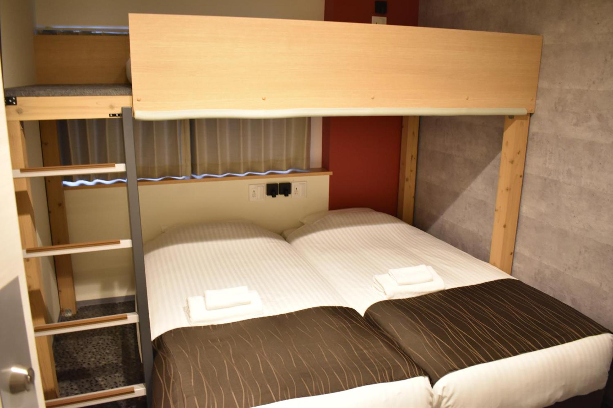 Shinsaibashi House Otel Osaka Dış mekan fotoğraf